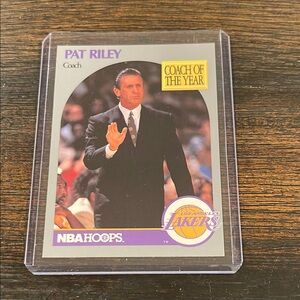 PAT RILEY COACH OF THE YEAR - NBA HOOPS 1990